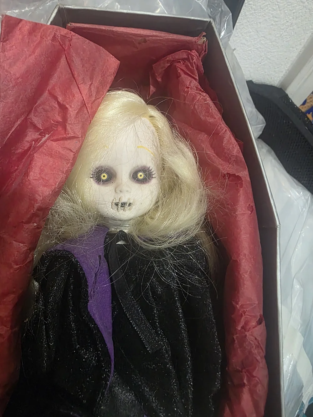 NEW Siren doll from Mezco Toyz Living Dead Dolls Series 5, 2000